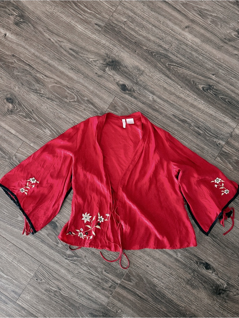 Vintage Willow Blossom Red Embroidered 100% Silk Kimono Wrap